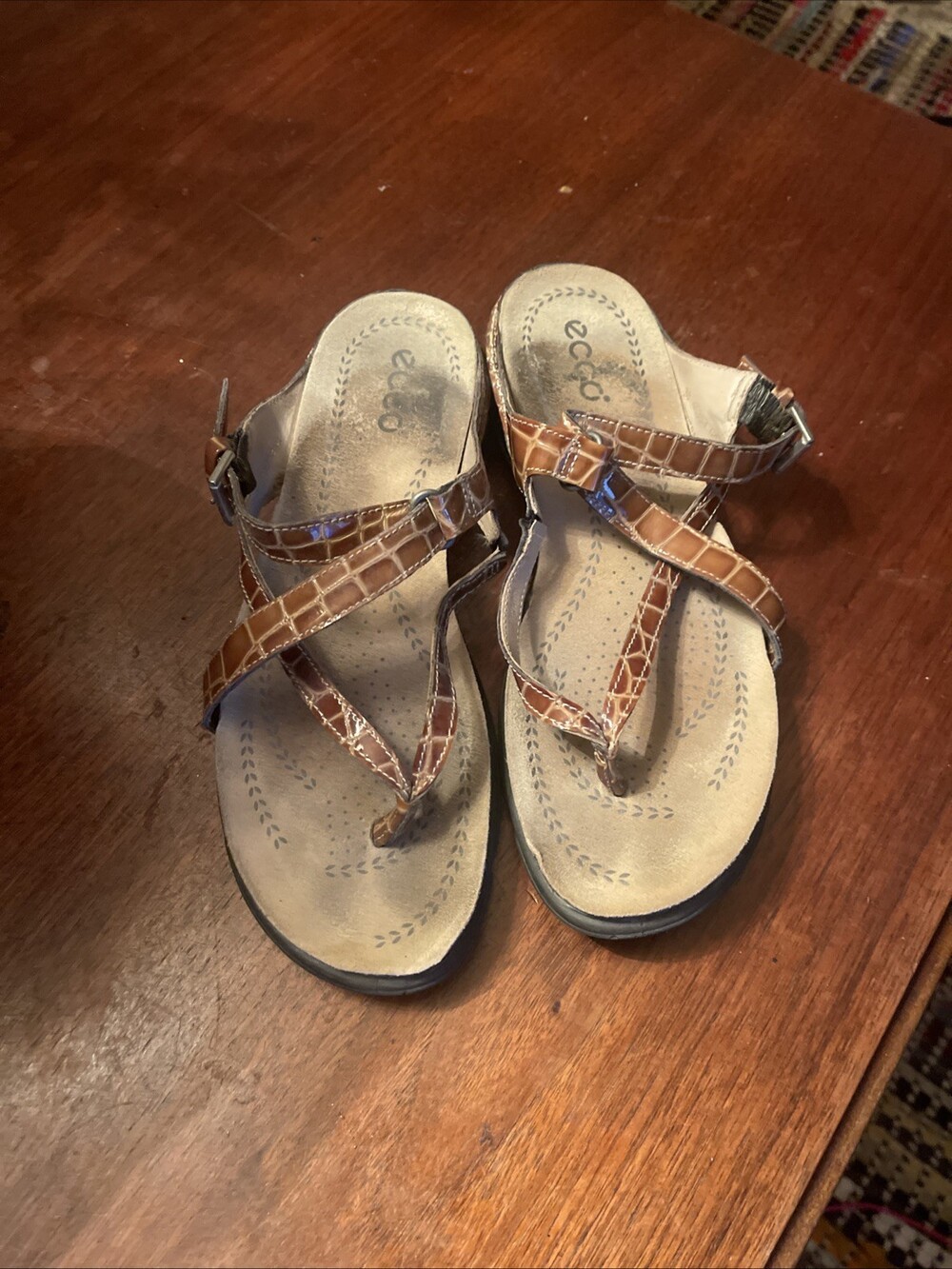 Ecco Light Brown Croc Print Strappy Sandals Women's Size 8M Adjustable (S1983)